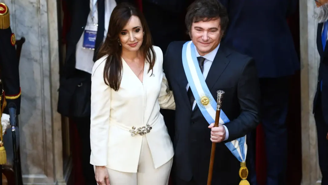 Javier Milei juró como presidente de Argentina en una ceremonia histórica en Buenos Aires.